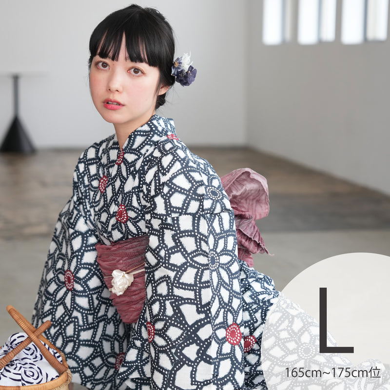 【utatane 高級変わり織 浴衣3点セット（ゆかた・帯・下駄）紺の広がる菊】Lサイズ トールサイズ（身長165-175cm）国産生地 国内染色 武居詩織（@shioritakesue)ちゃん着用！（5012235311）